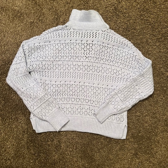 Last call! London Kaye sweater - Picture 12 of 12